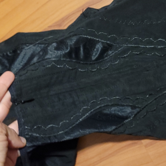 Black Crotchless Shapewear Medium - Picture 5 of 6